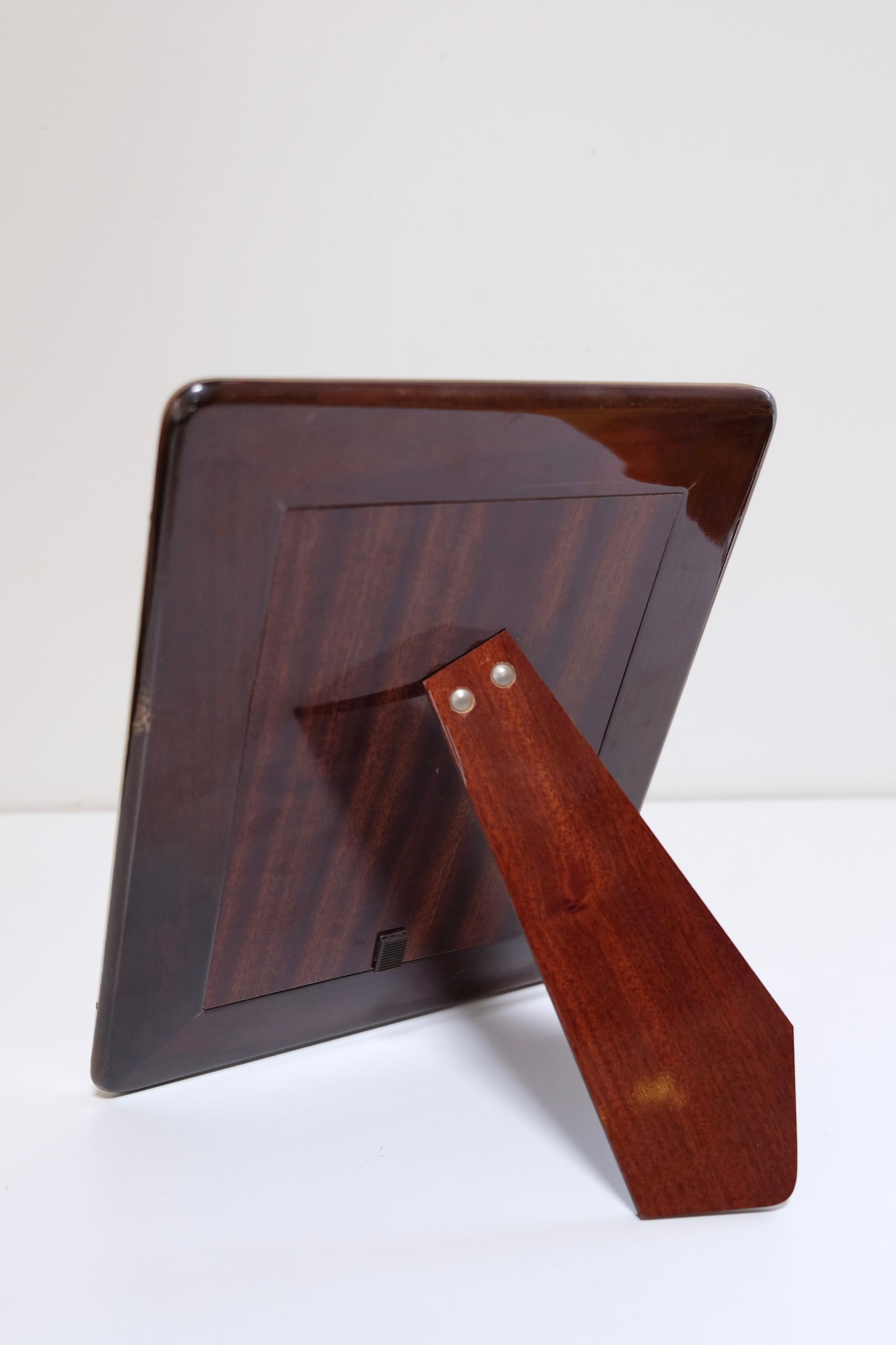 Vintage Bright Ripple Frame