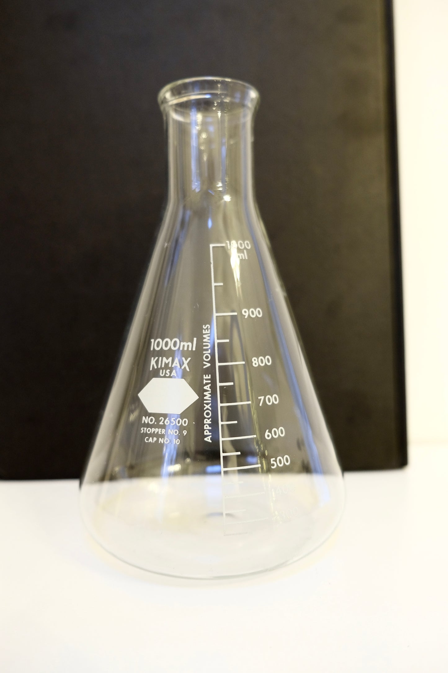 Vintage Blown Apothecary Measuring Beaker, 1000 ml