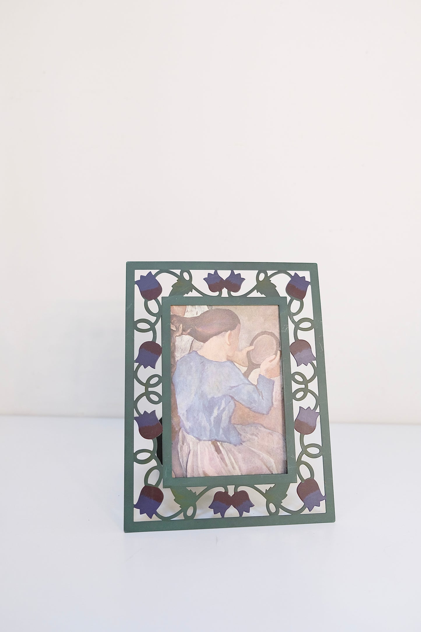 Vintage Elsa Purple and Green Tulip Picture Frames