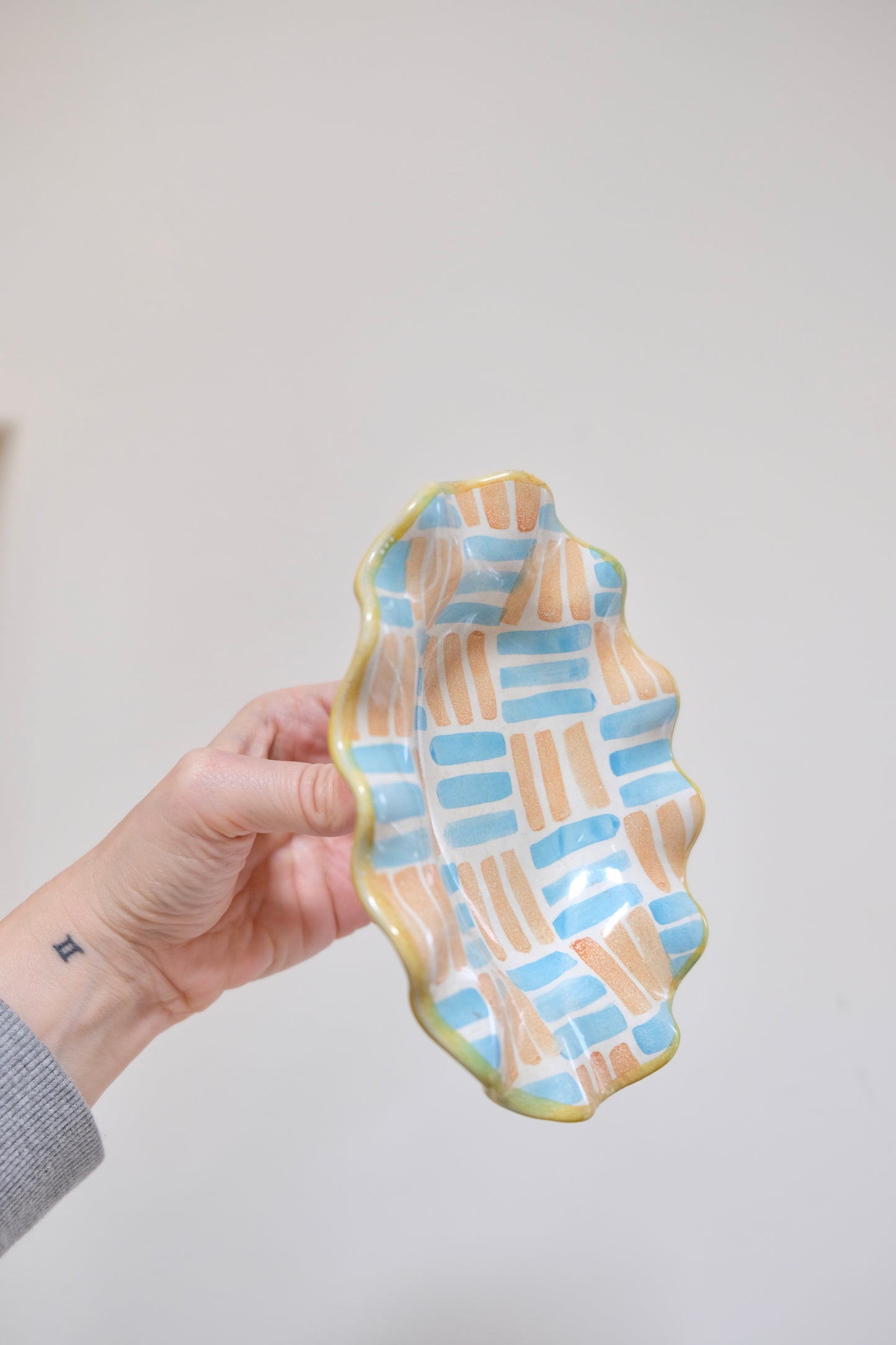 Mackenzie-Childs Wallcourt Wells Dish