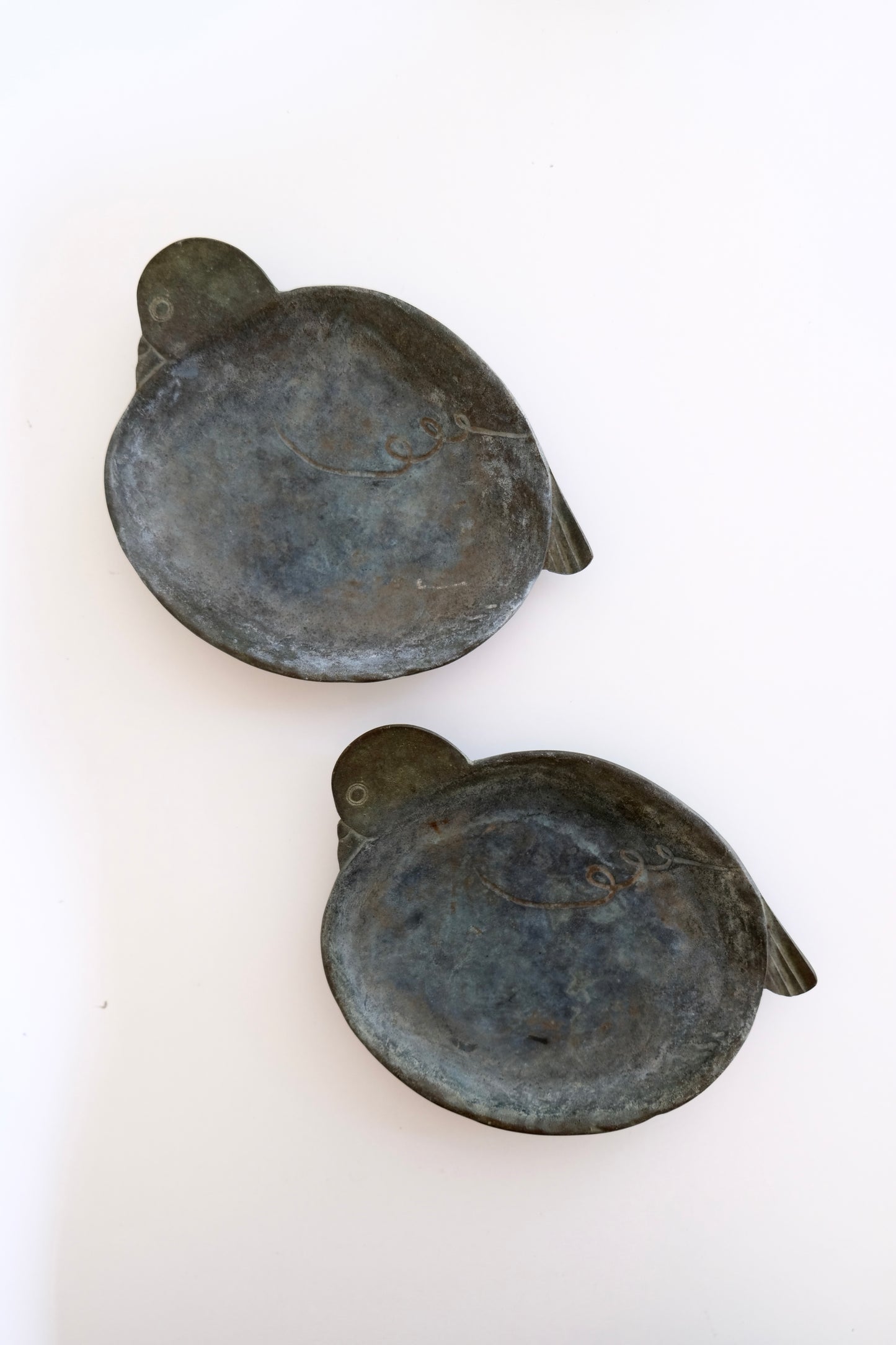 Vintage Bronze Doves