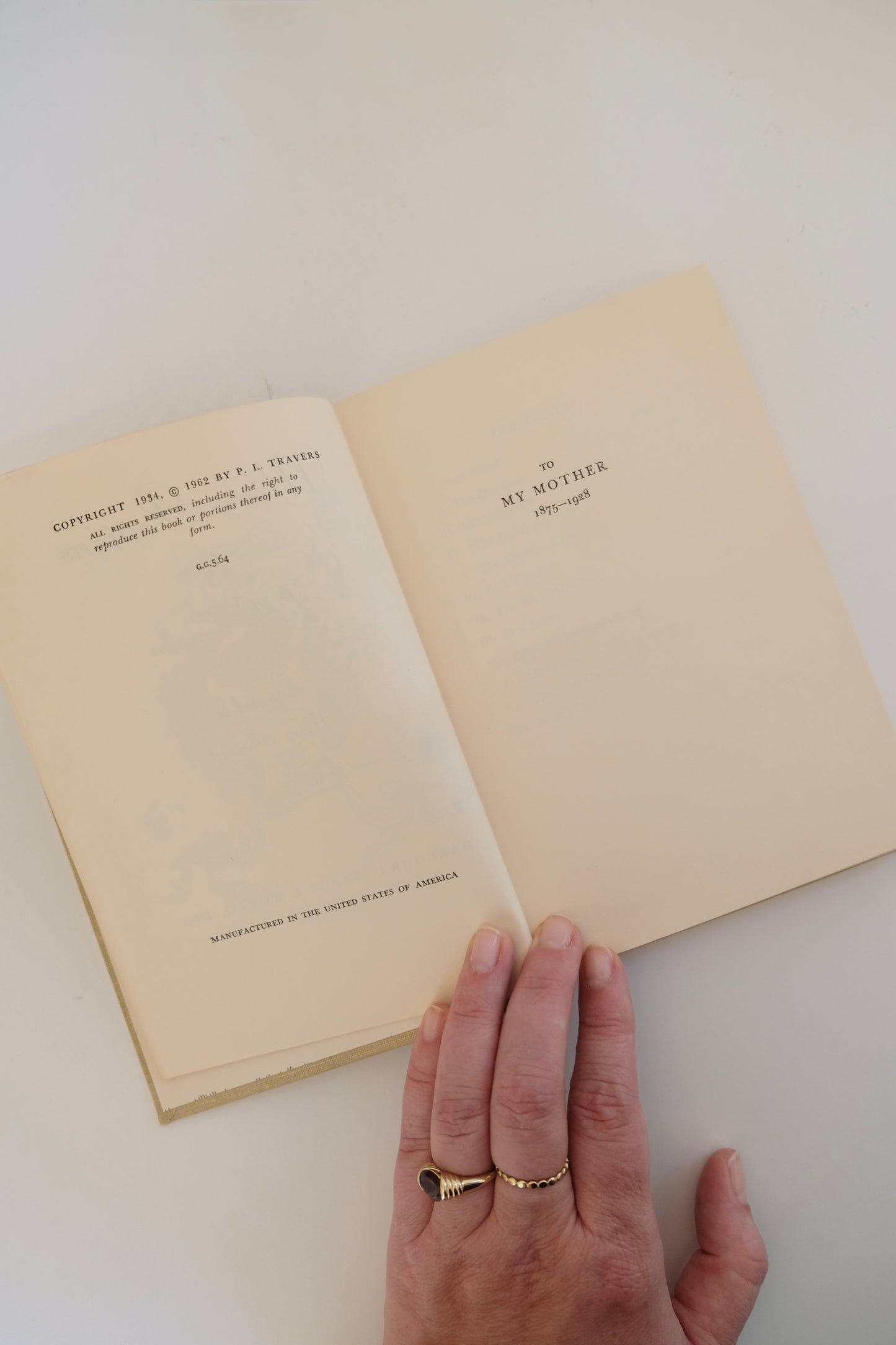 Vintage Mary Poppins by P.L. Travers, 1964 Disney Movie Tie-In Printing with Dust Jacket