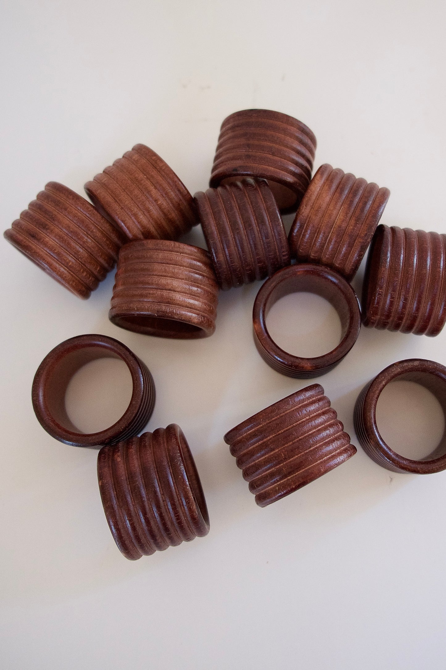 Set of 12 Vintage Ribbed Wooden Napkin Rings