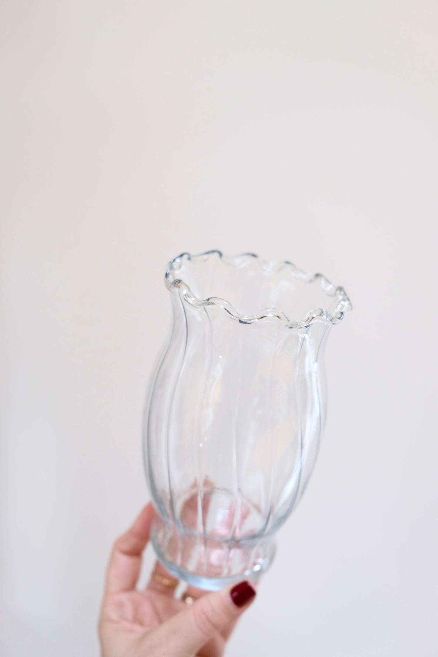 Simple Vintage Ruffled Top Glass Vase