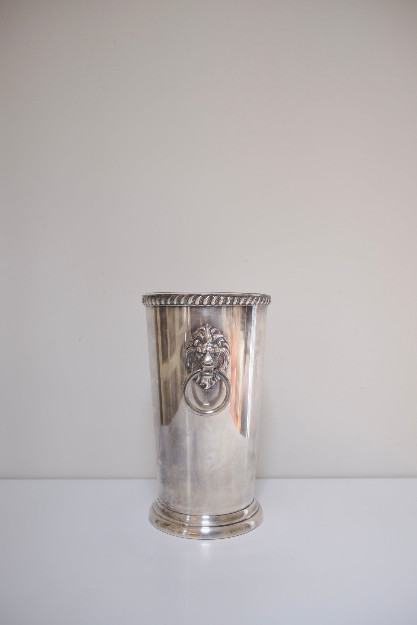 Wallace 2442 Silver Plated Wine Bucket with Lion Heads