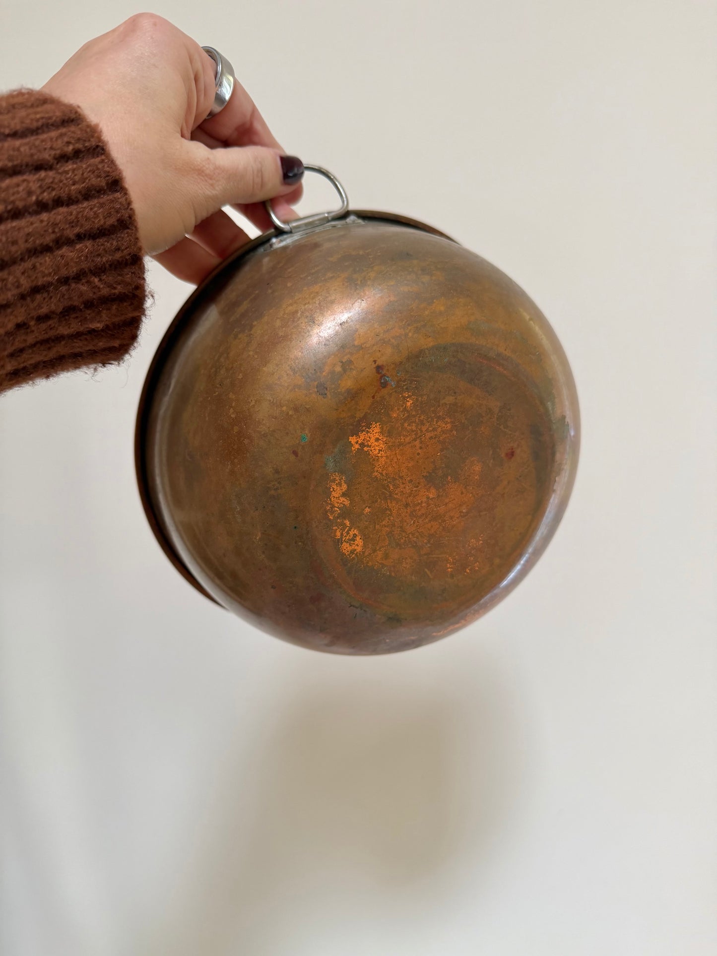 Set of 2 Copper Bowls with Rings — 7.5” x 3”