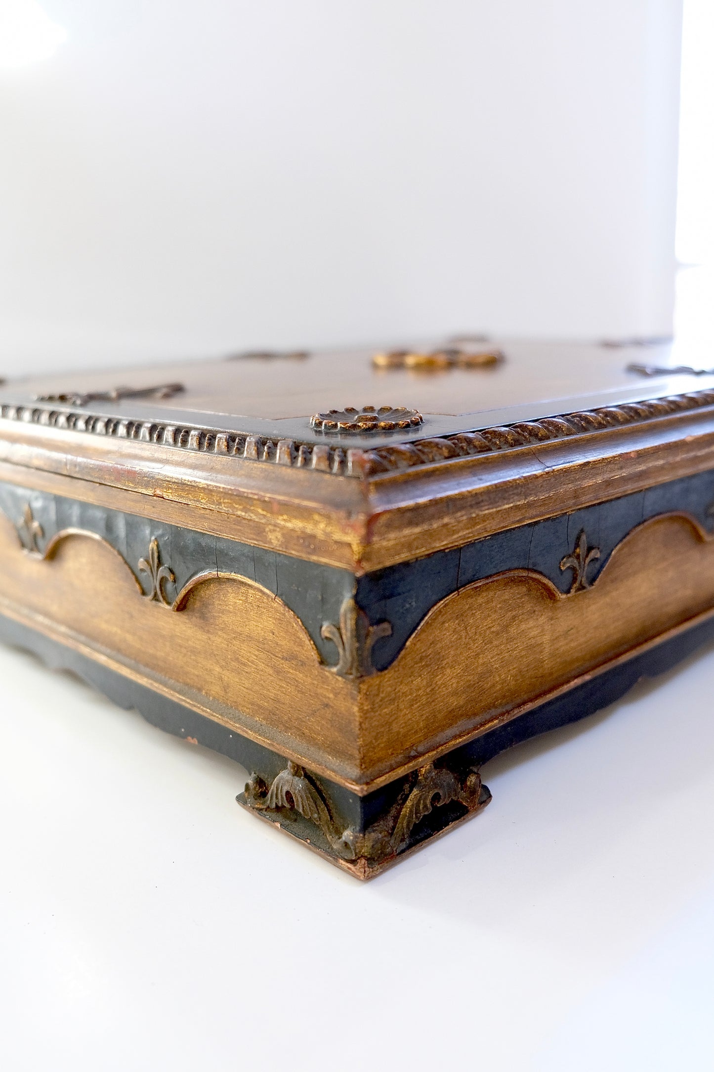 Gorgeous Wooden Floral Lined Box