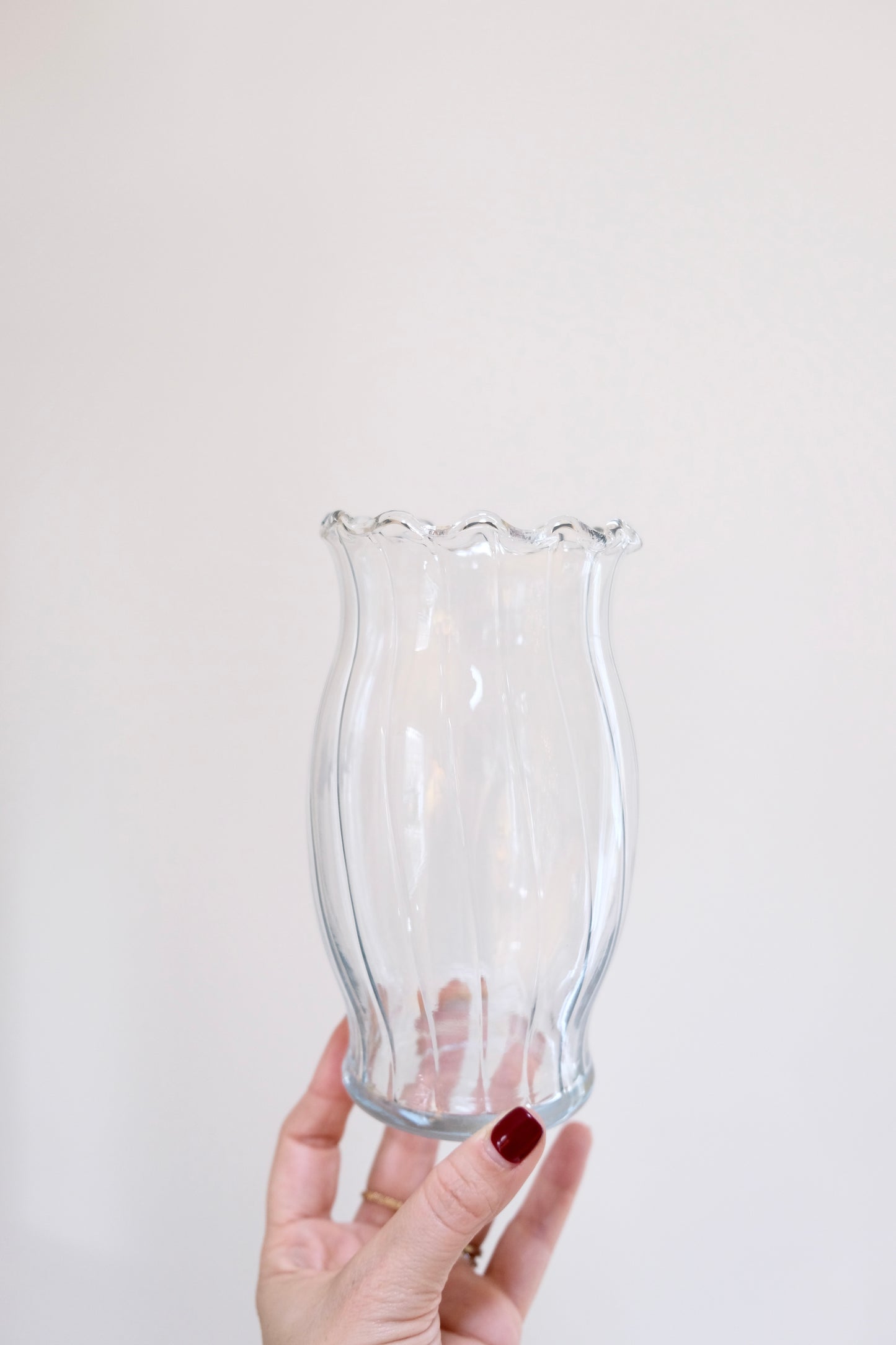 Simple Vintage Ruffled Top Glass Vase