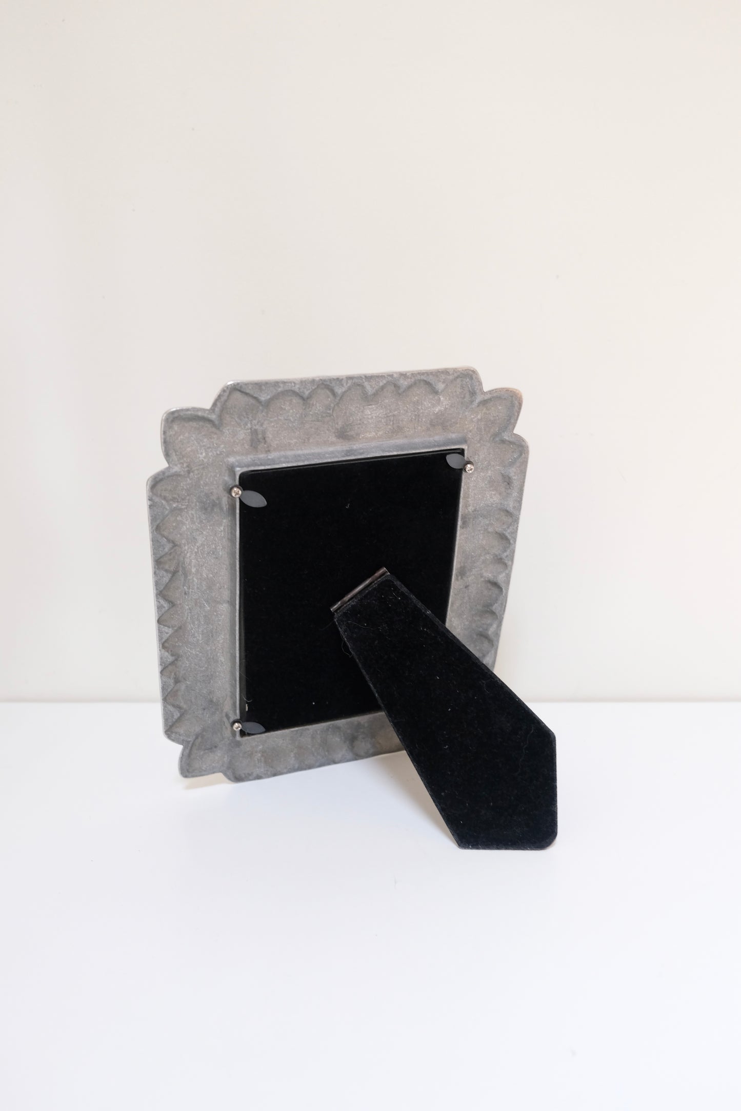 Vintage Metal Leaf Frame with Kickstand