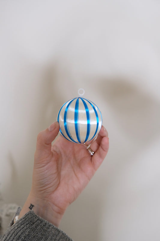Vintage Striped Satin Ball Ornaments Set