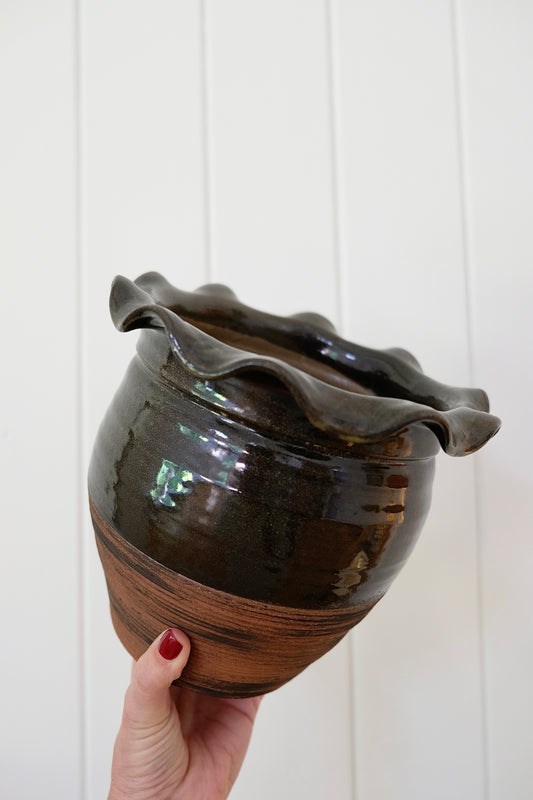 Large Planter with Ruffled Rim